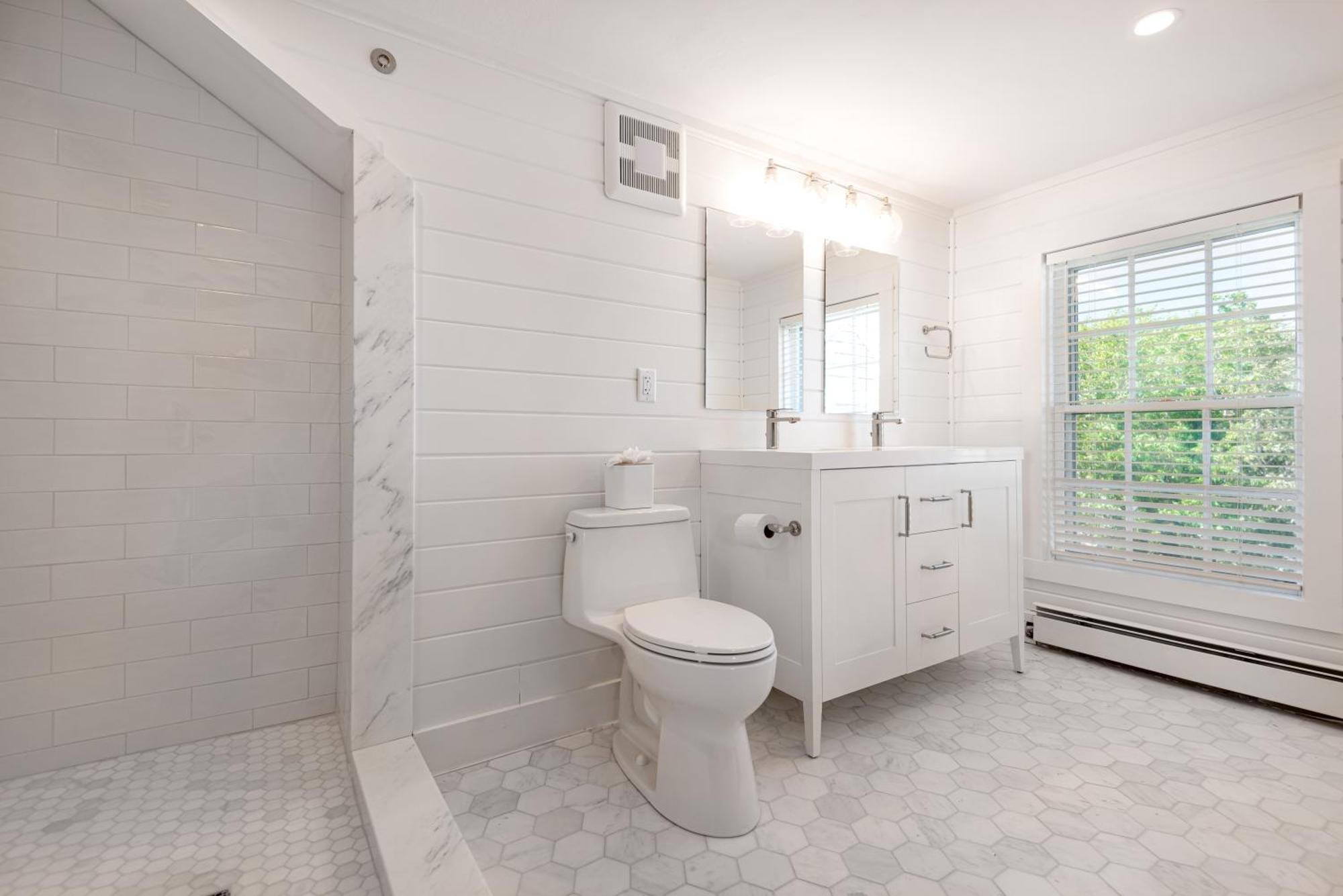 Single Room with Shared Bathroom,1595435284:JPEG